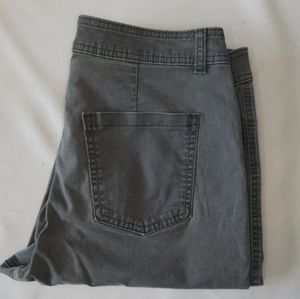 Lee Women's Skinny Pants in Charcoal